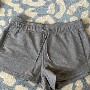 LuluLemon inner glow *terry size 14 shorts